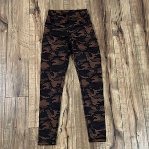 Fleo El Toro (Bounce Fabric) 25”